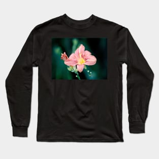 Daylily (Hemerocallis) Long Sleeve T-Shirt